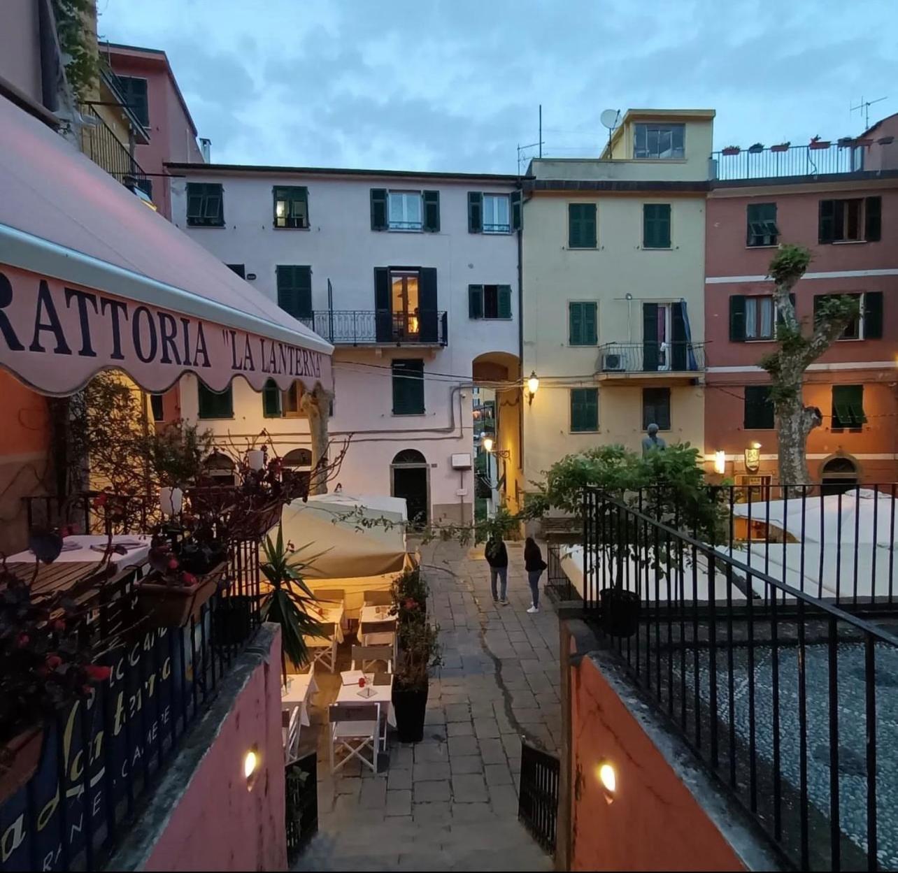Lanterna Hotel Corniglia Bagian luar foto